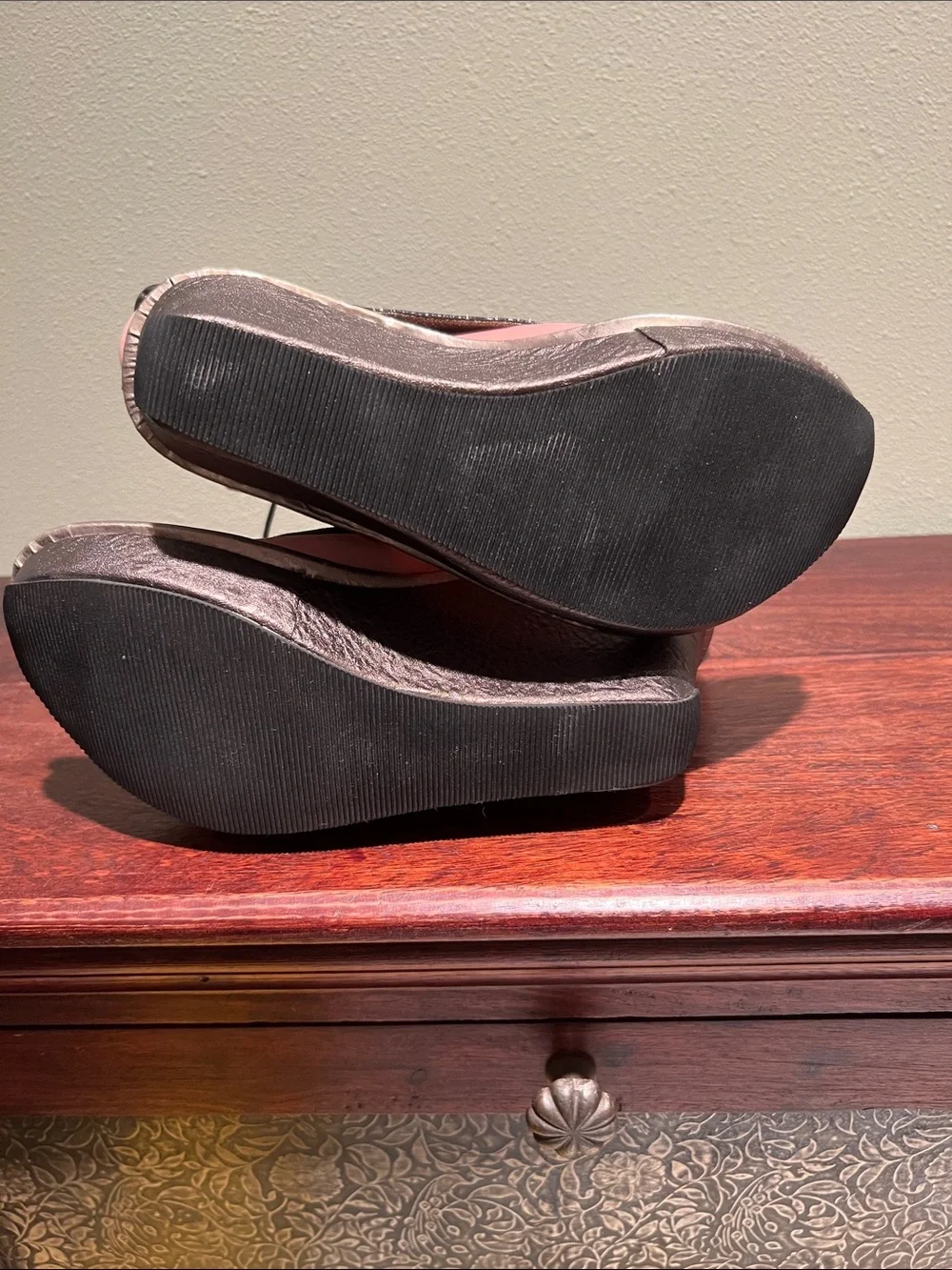 Modzori Fusion Twister Innovative Black Metallic Wedge Reversible Sandals 8